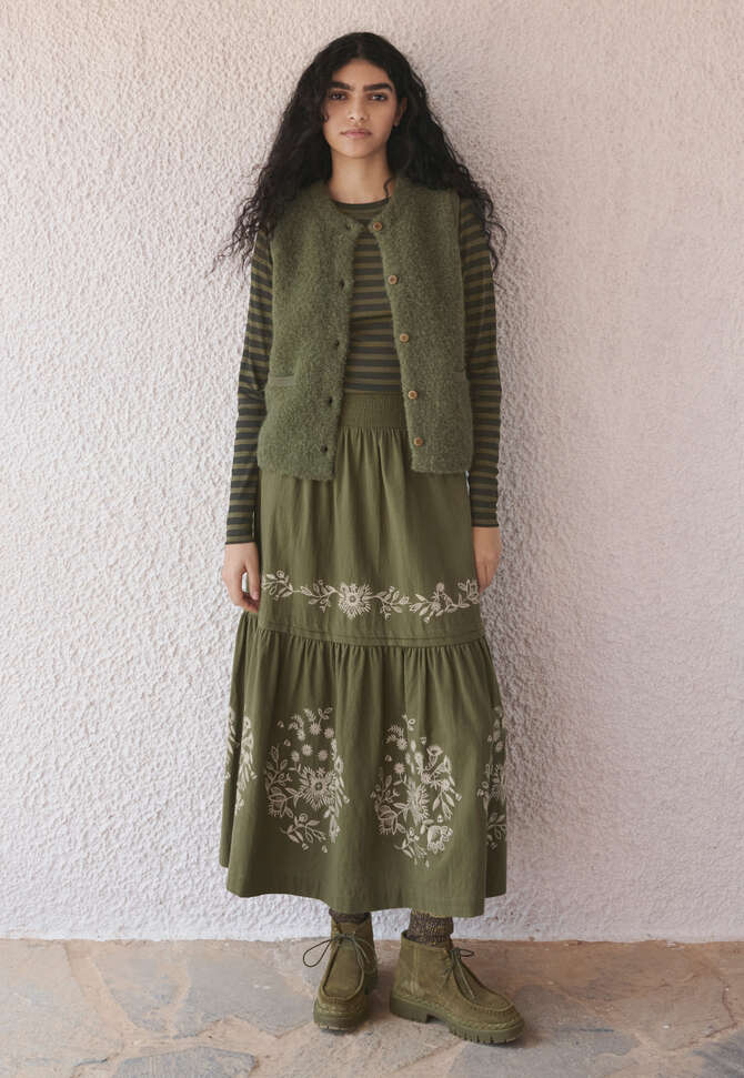 Knitted gilet, Moss, completeTheLook