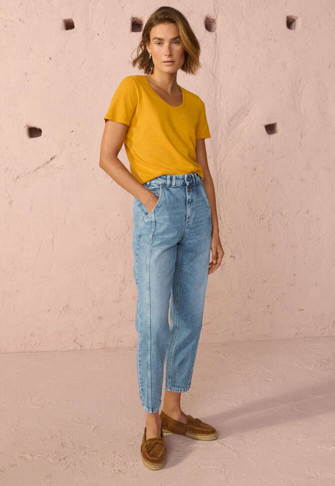 Scoop-neck T-shirt, Golden yellow, completeTheLook