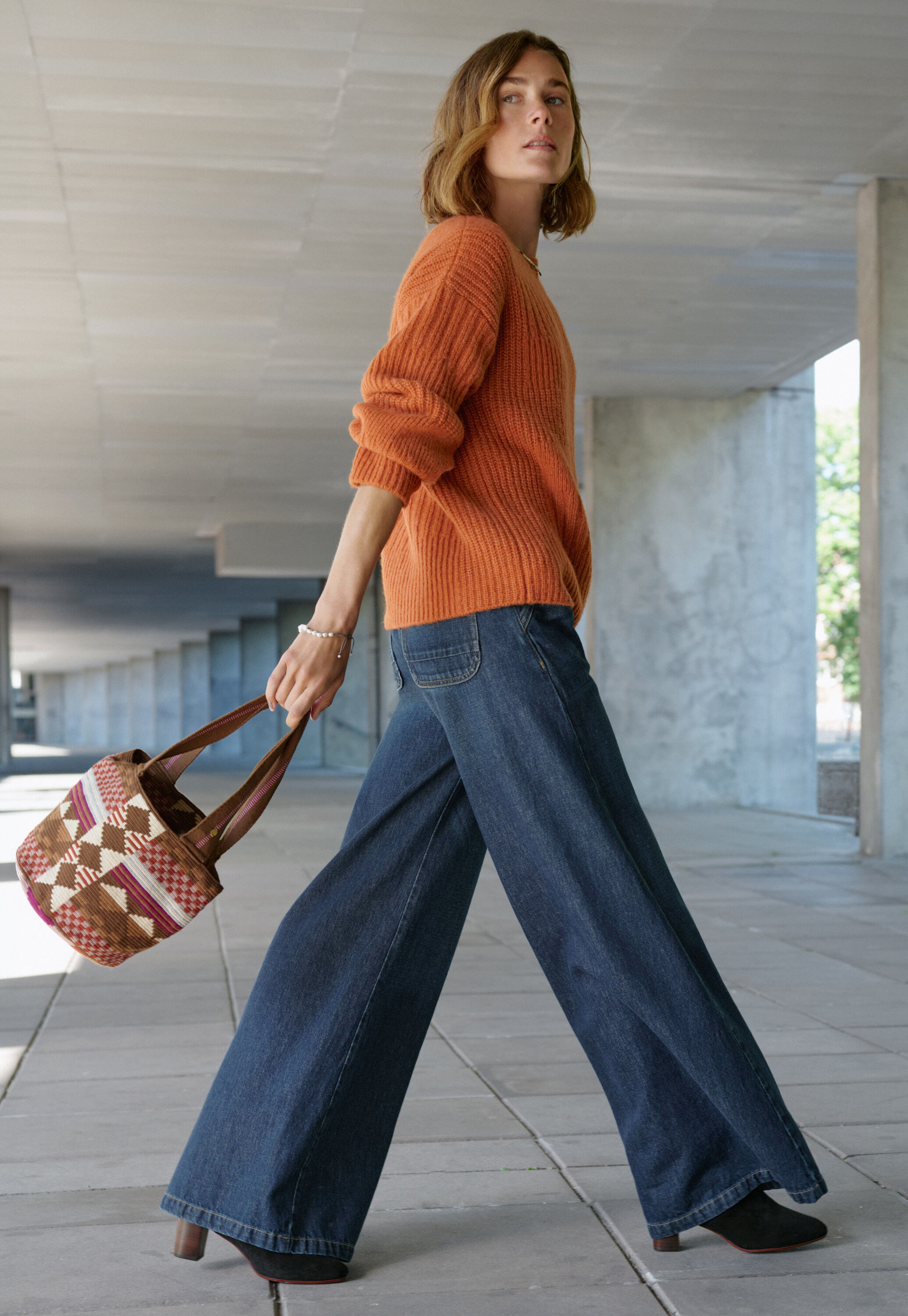 Woven bucket bag, Chestnut, large