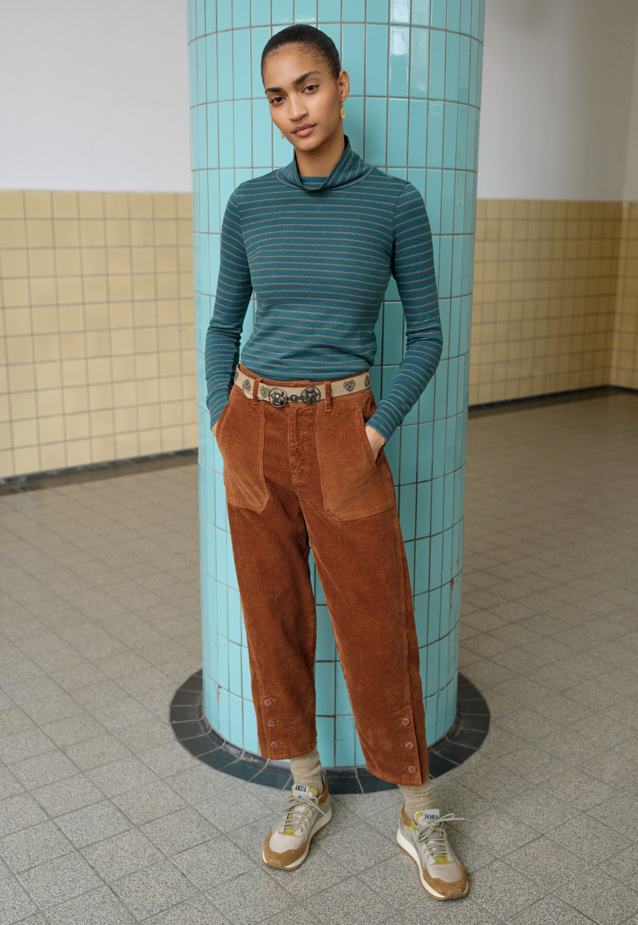 Relaxed carrot cords