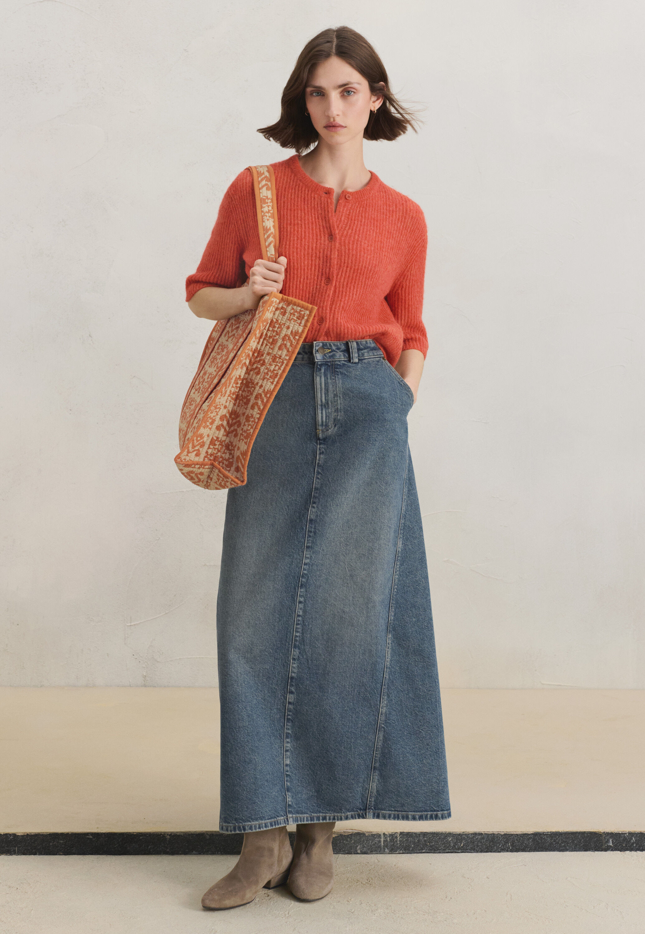 Lace-stitch sweater
