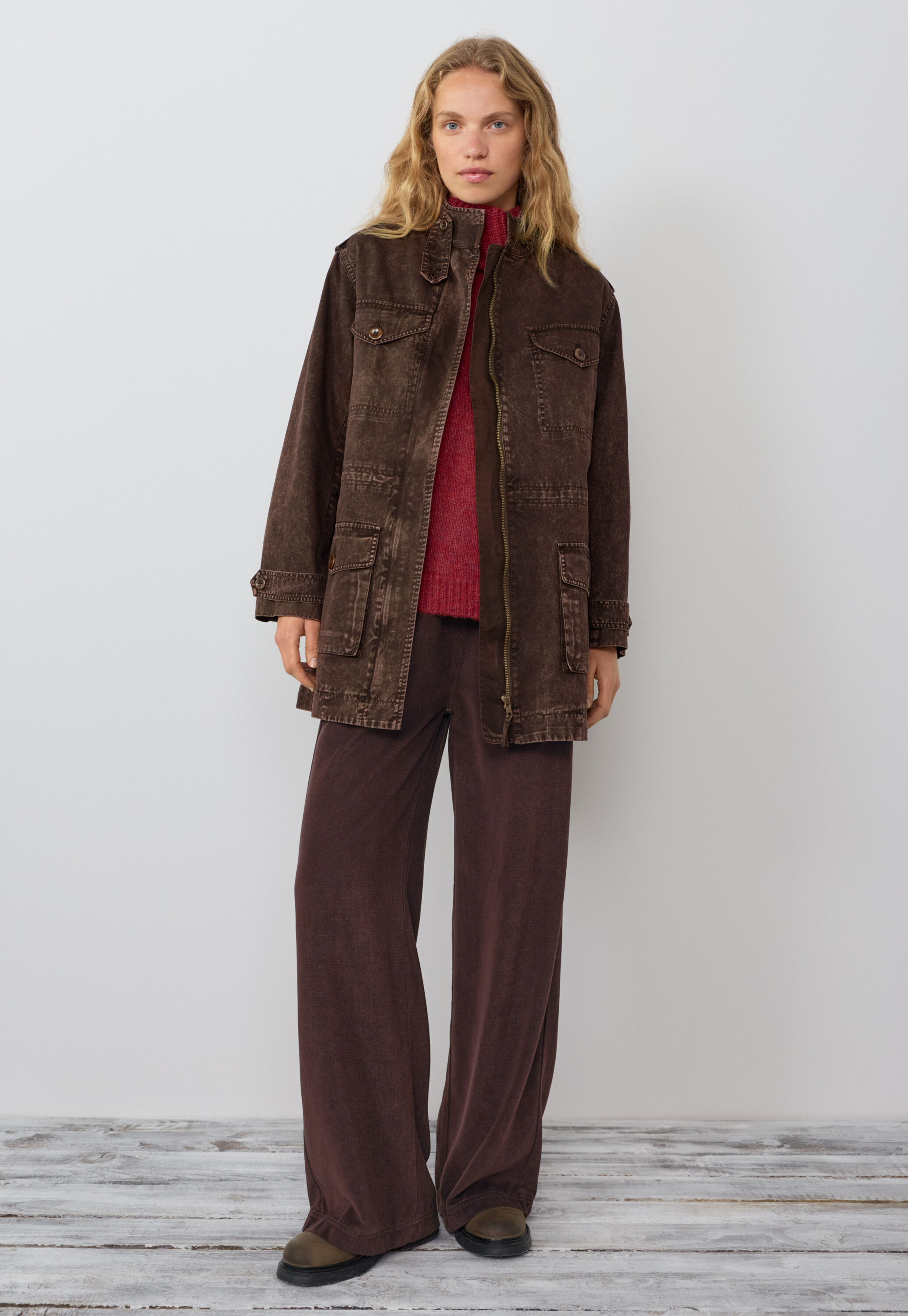 High-neck sweater, Red flame, large